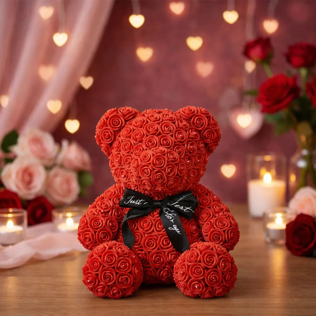 Miś z róż w eleganckim pudełku prezentowym – 22 cm / 35 cm / 35 cm z girlandą LED