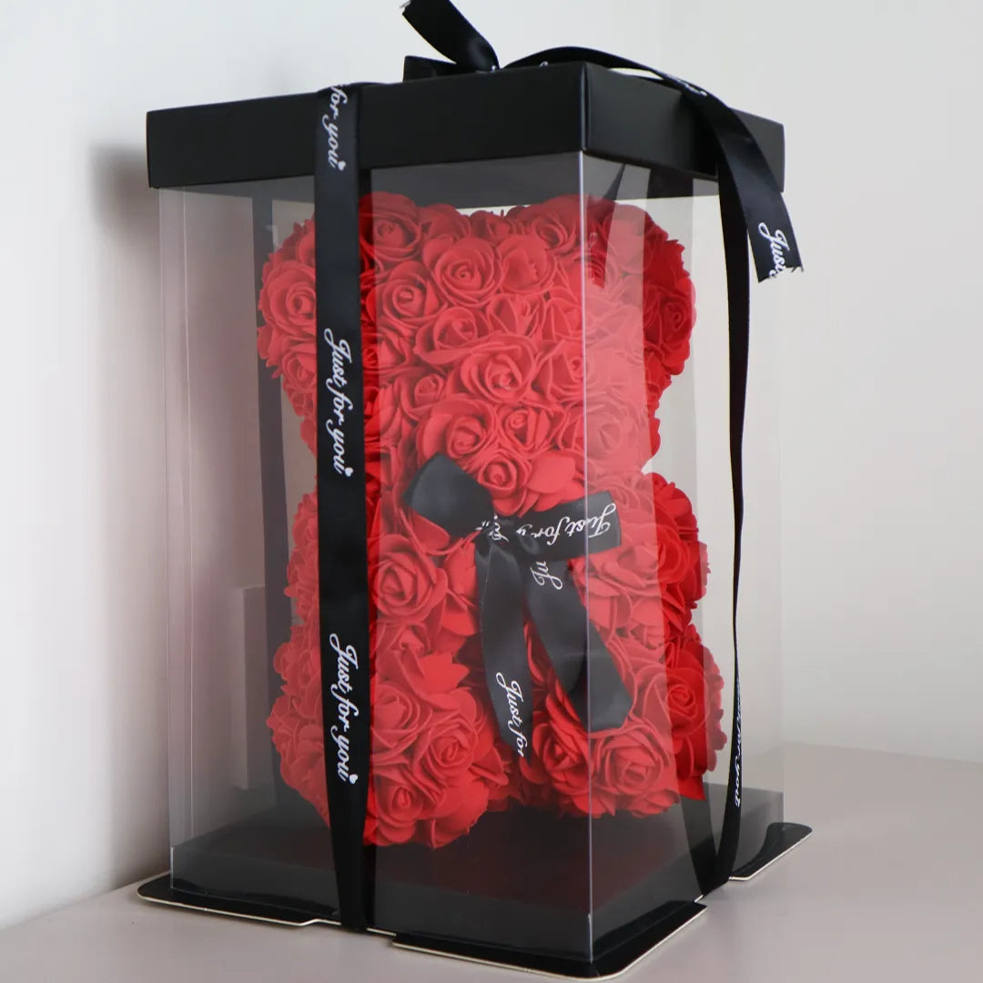 Miś z róż w eleganckim pudełku prezentowym – 22 cm / 35 cm / 35 cm z girlandą LED